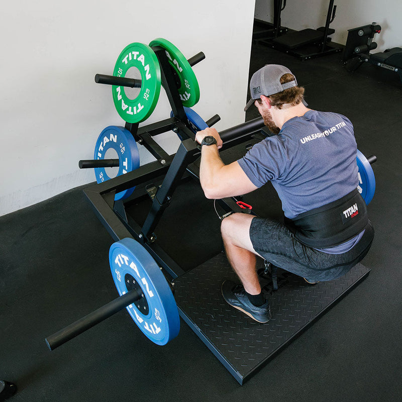 Belt Squat Machine